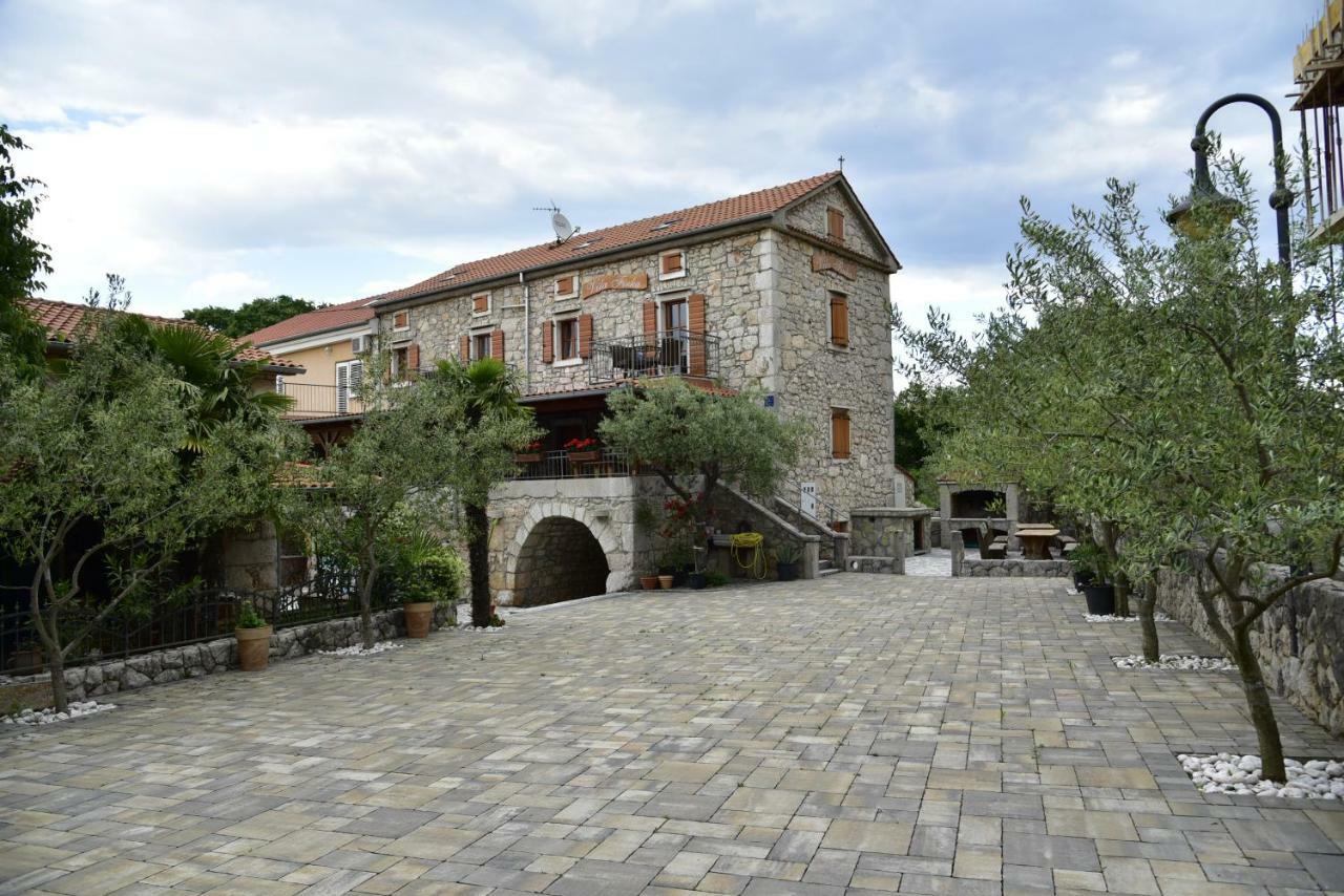 Villa Finka Malinska Exterior foto